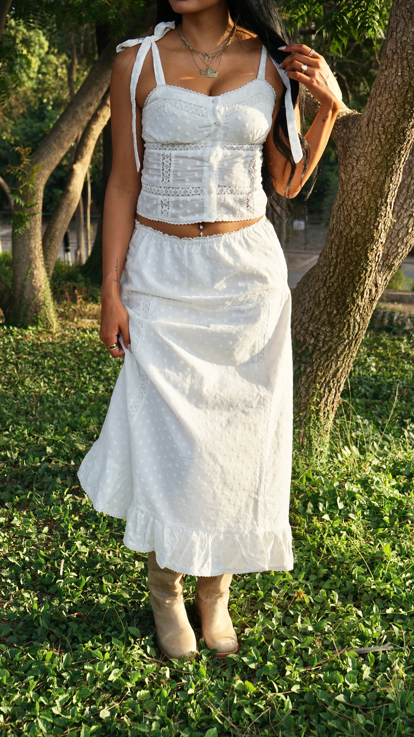 SUNDAY’S BEST EYELET SET