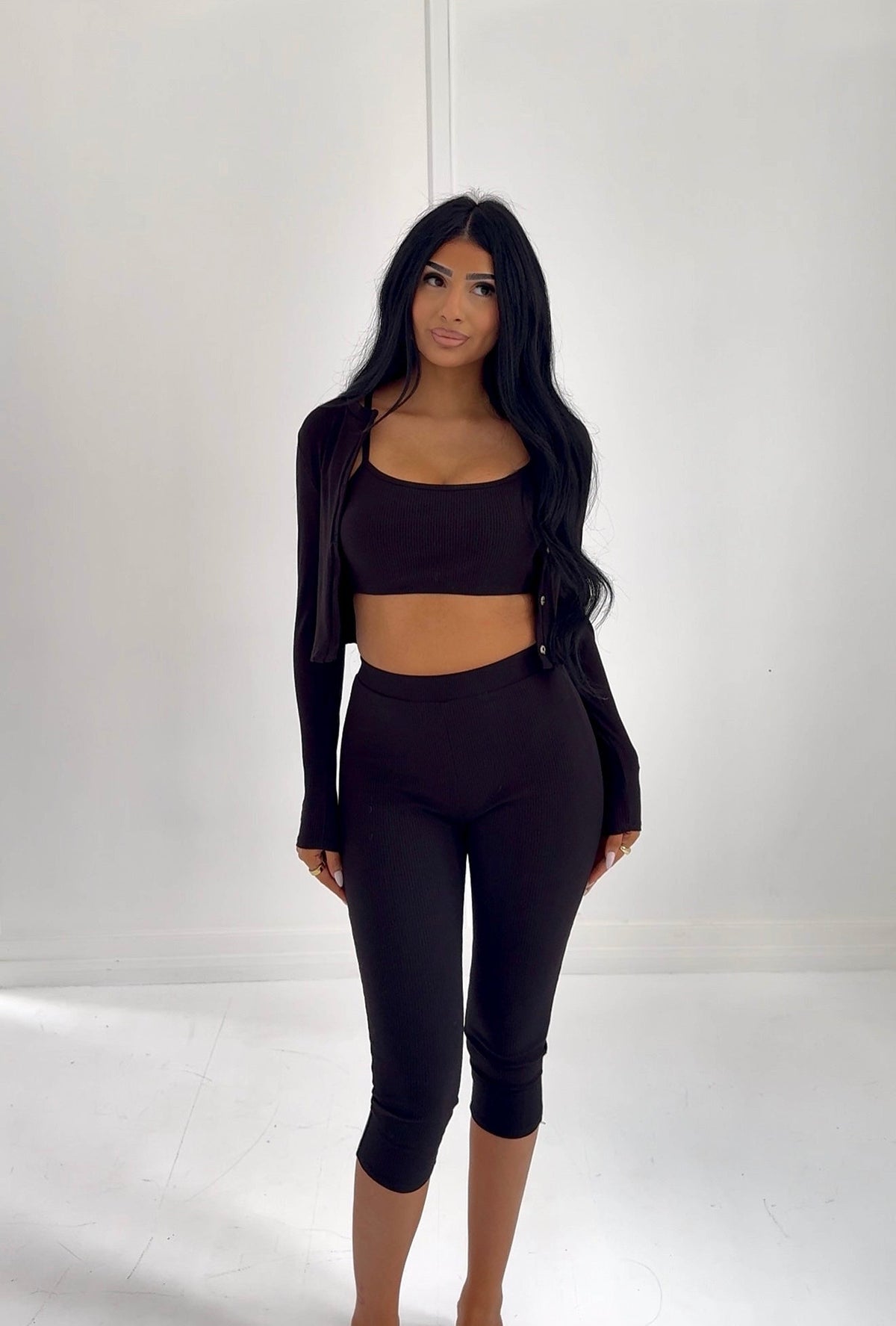 DAY OFF 3 PIECE CAPRI SET