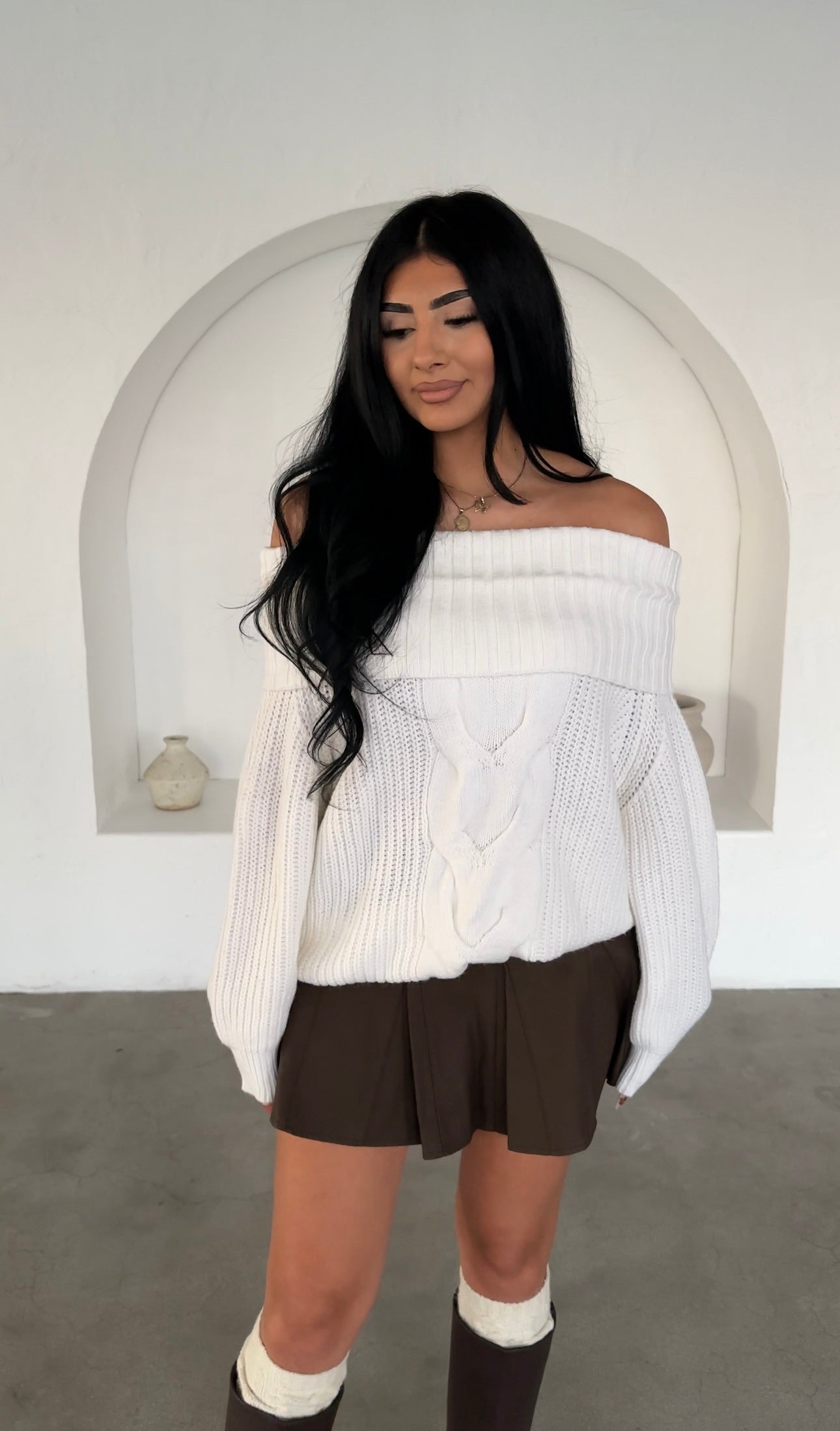 WINTER FEELS OVERSIZED KNIT SWEATER