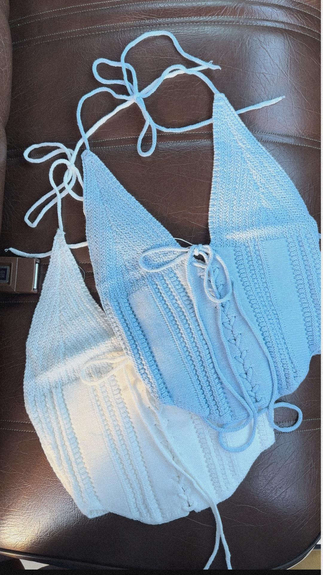 CHELLA TOP - BABY BLUE